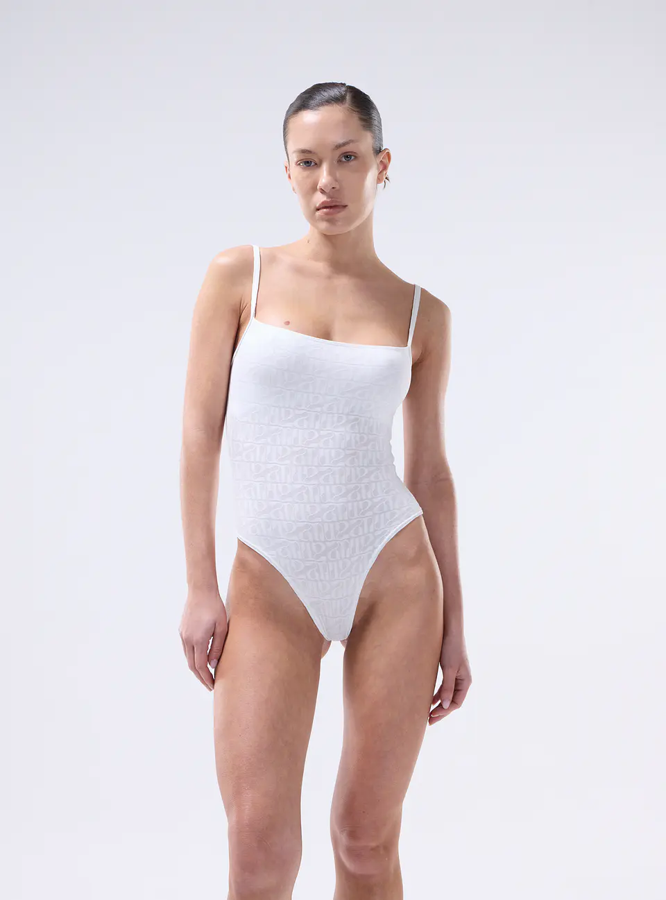 Body Insignia Blanco 1