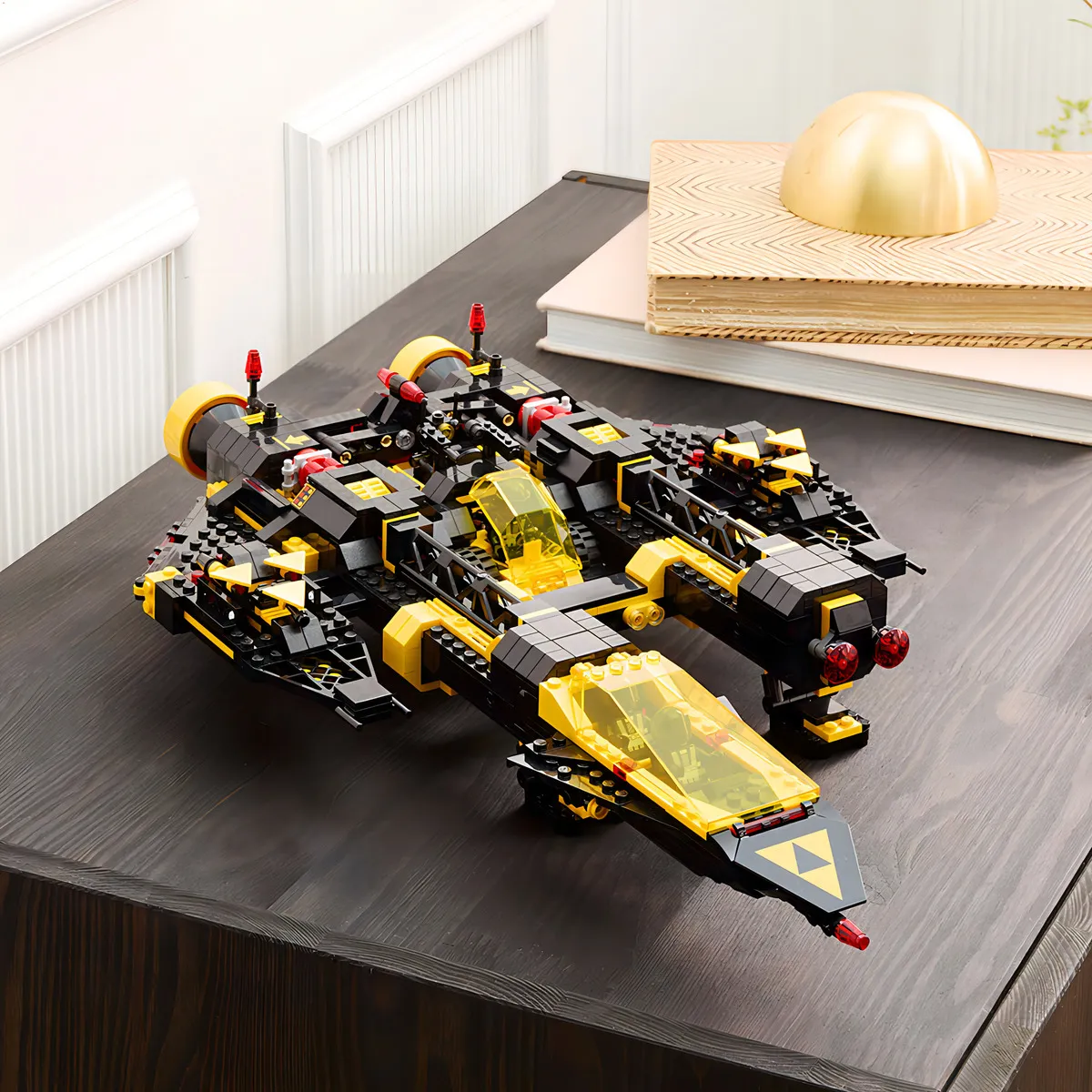 Set De Construcción Lego Icons 10355 Piezas 1151  Minifigura Blacktron 7