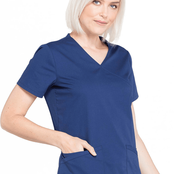 Top Mujer Cherokee cuello Cruzado  2