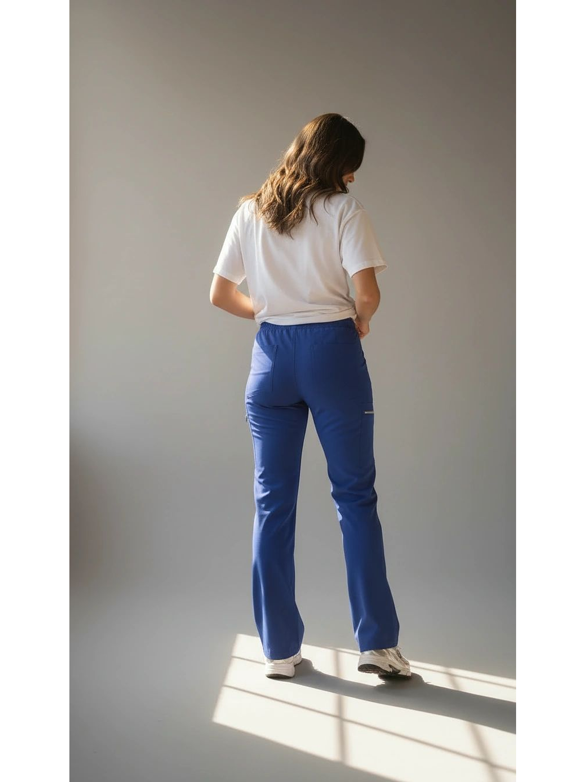 Pantalón con corte  3