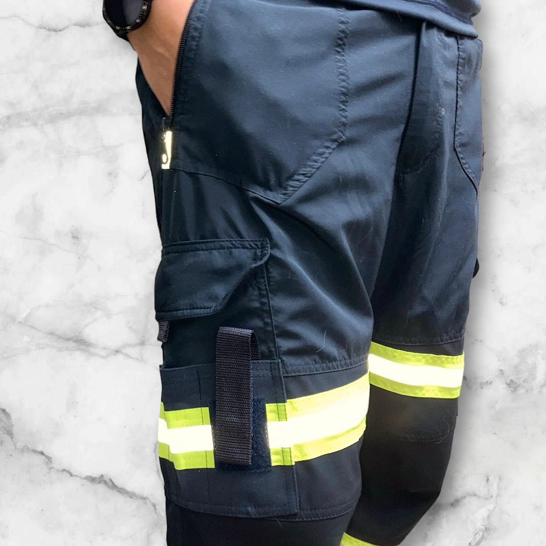 Pantalón Cargo Antifluido Unisex 1