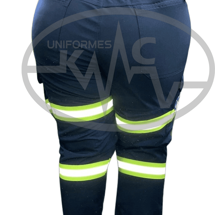 Pantalón Cargo Antifluido Femenino 3