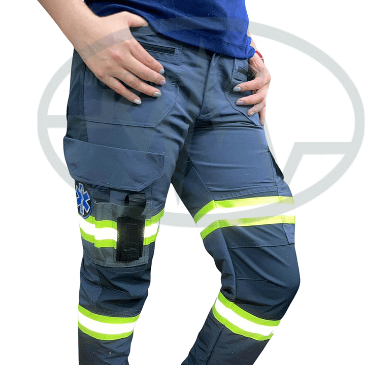 Pantalón Cargo Antifluido Femenino 2