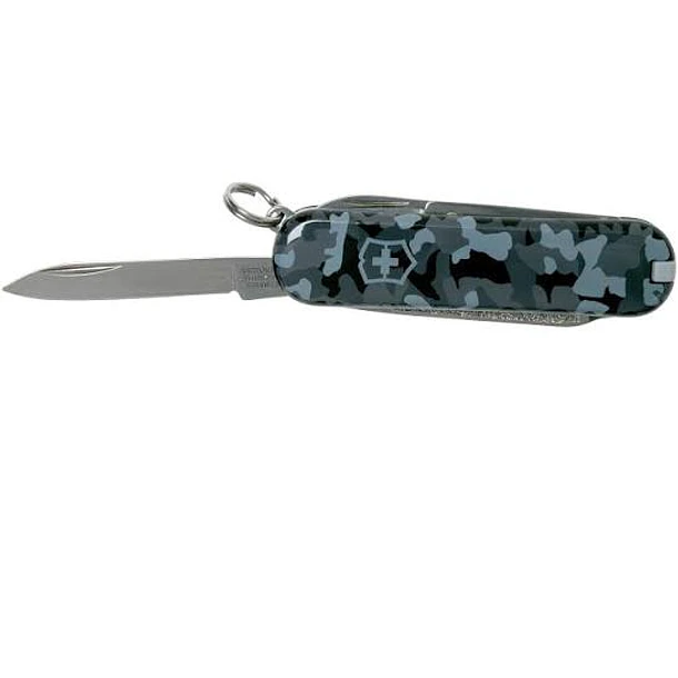 Navaja Victorinox Classic SD  0.6223.942 Navy Camo 3