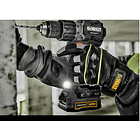 PROMO DEWALT TALADRO PERC DCD85+ATOR IMPACTO+CARGA+2 BATERIAS DCK200ME2GT-B 3