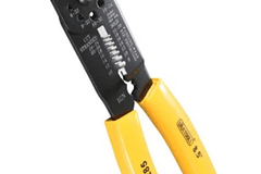 PINZA PELACABLE UYUSTOOLS 8.5 PEL285