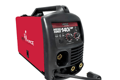 EQUIPO SOLDADURA LINCOLN INVERSOR MEGAFORCE 300I 220V+KIT ACCESORIOS