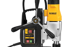 TALADRO DEWALT BASE MAGNETICA DWE1622K-B3