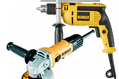 PROMO DEWALT PULIDORA 41/2 4120+TALADRO 1/2 VVR DWD024