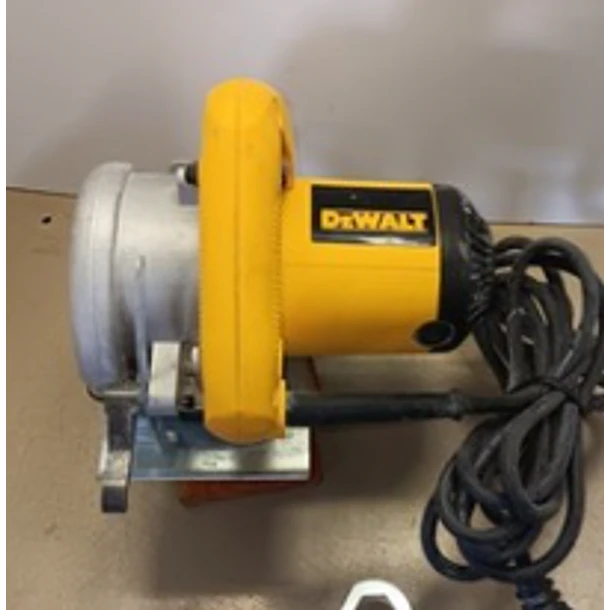 CORTADORA  DW861B 2
