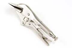 HOMBRESOLO SATA PARA LAMINA 8