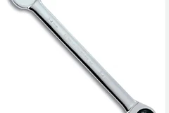 LLAVE MIXTA SATA T/RATCHET 15 MM SC43208