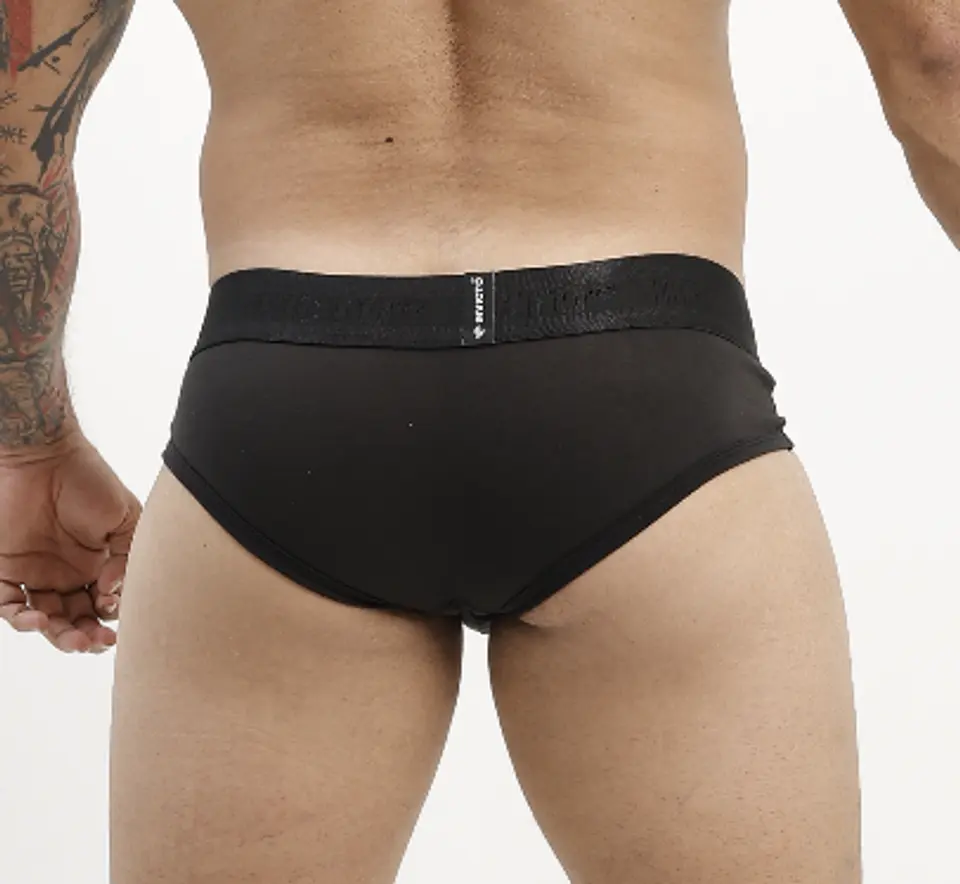 Brief Invicto Negro con Rojo Deportivo 2