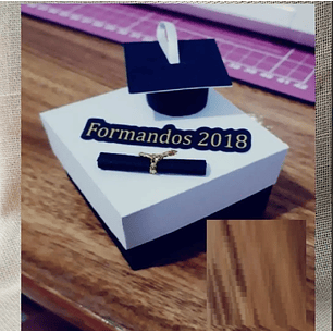 Arquivo de Corte Caixa Cubo Capelo Formatura