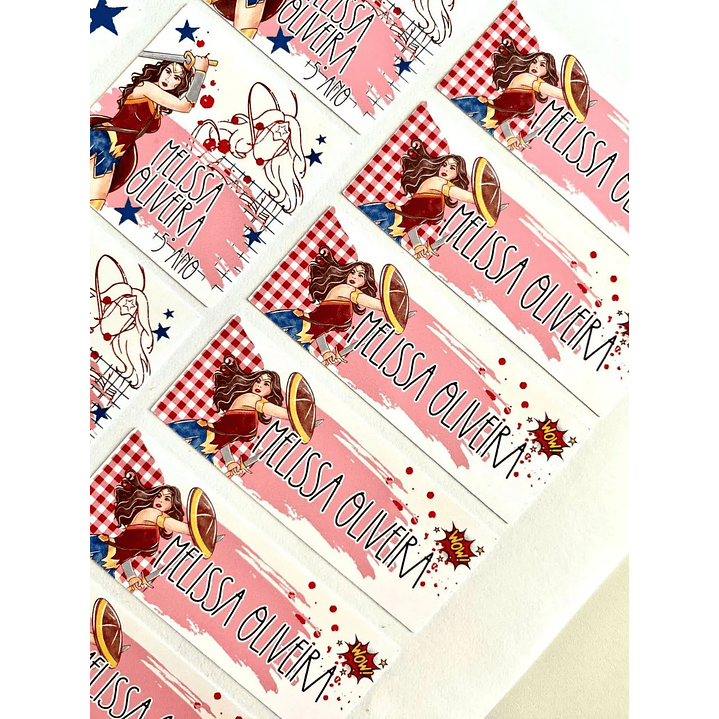 Arquivo de Corte Etiqueta Escolar Mulher Maravilha 1