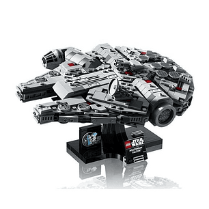 Halcón Milenario – 637 piezas