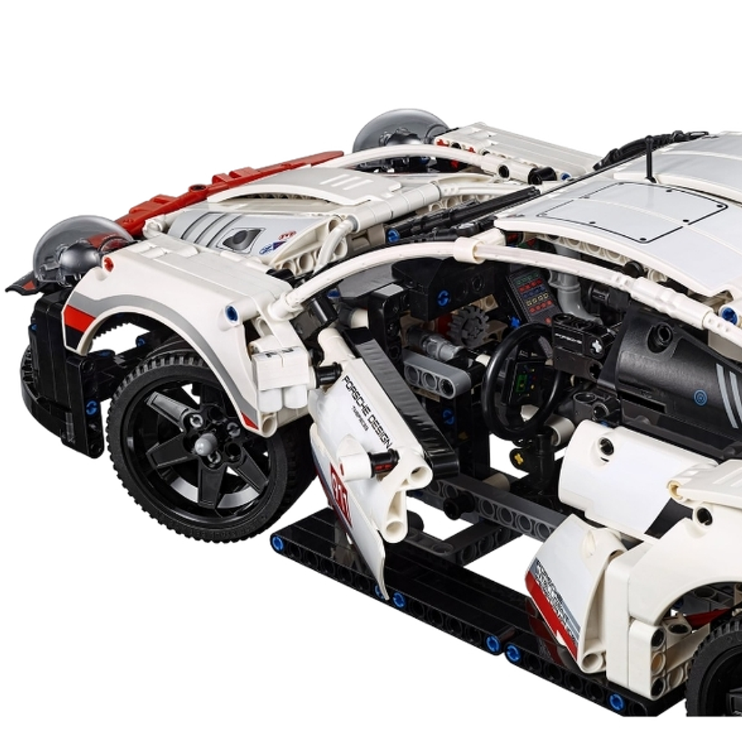 Ford GT - 1.466 Piezas + Porsche 911 SRS - 1.580 Piezas 7