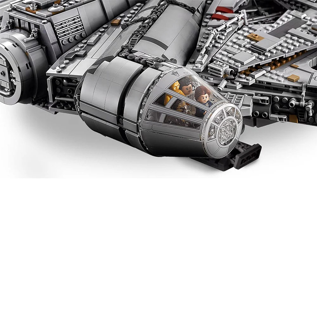 Millenium Falcon – 7541 piezas 3