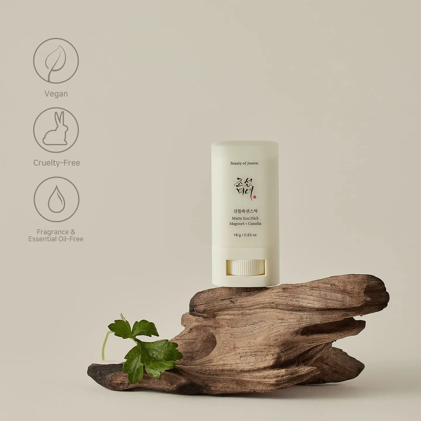 Matte Sun Stick : Mugwort + Camelia SPF 50+ PA++++ (Beauty of Joseon) 18gr Protector solar en barra matificador 5