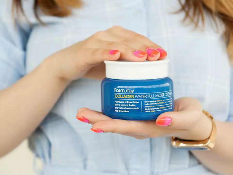 PRÓXIMAMENTE Collagen Water Full Moist Cream (Farm Stay) - 100ml Crema antiedad con colágeno 6