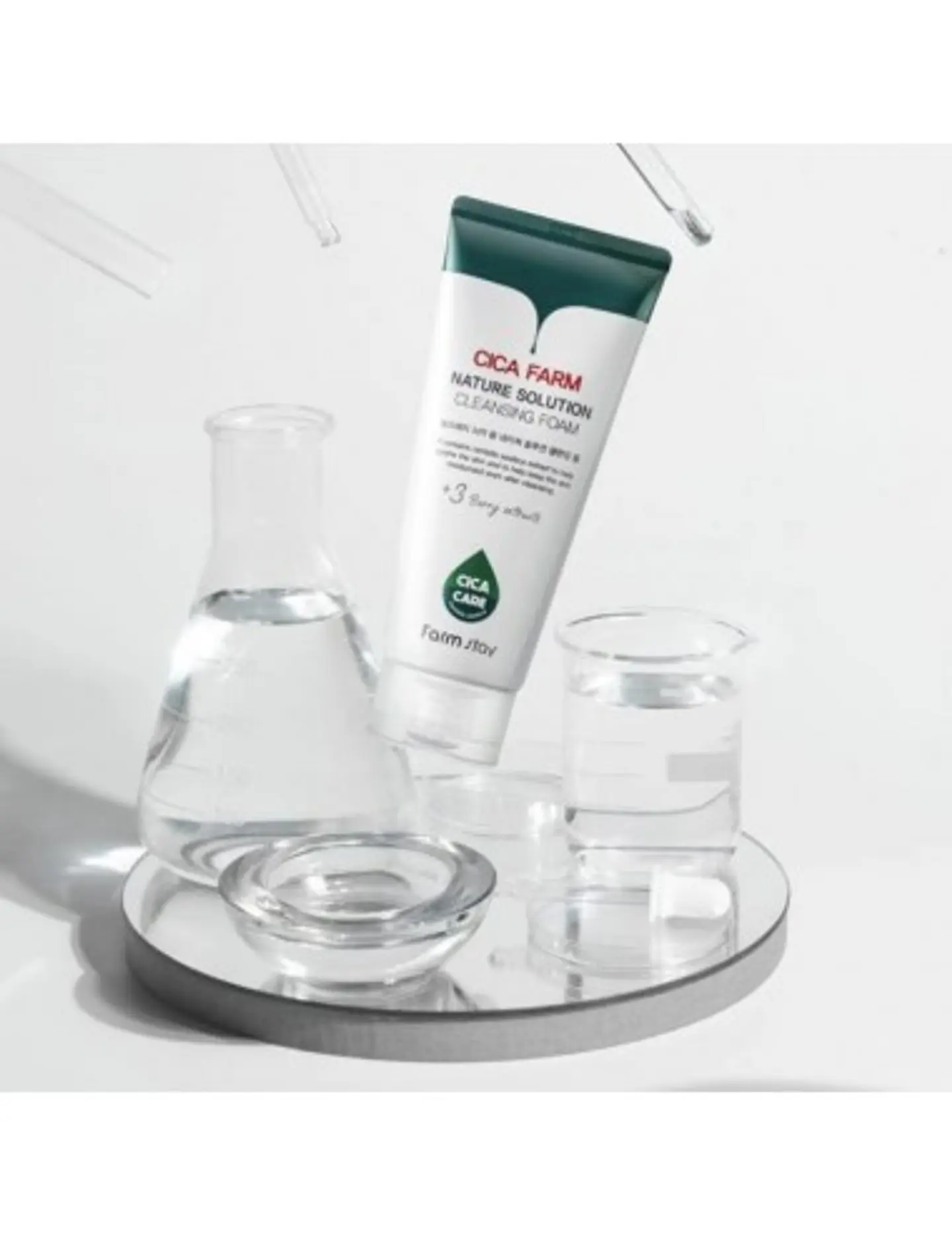 Cica Farm Nature Solution Cleansing Foam (Farm Stay) - 180ml Espuma limpiadora pieles problemáticas 4