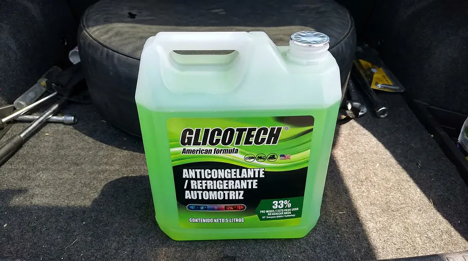 Anticongelante Glicotech Green 33% 5L - Todo Tipo de Vehículo 4