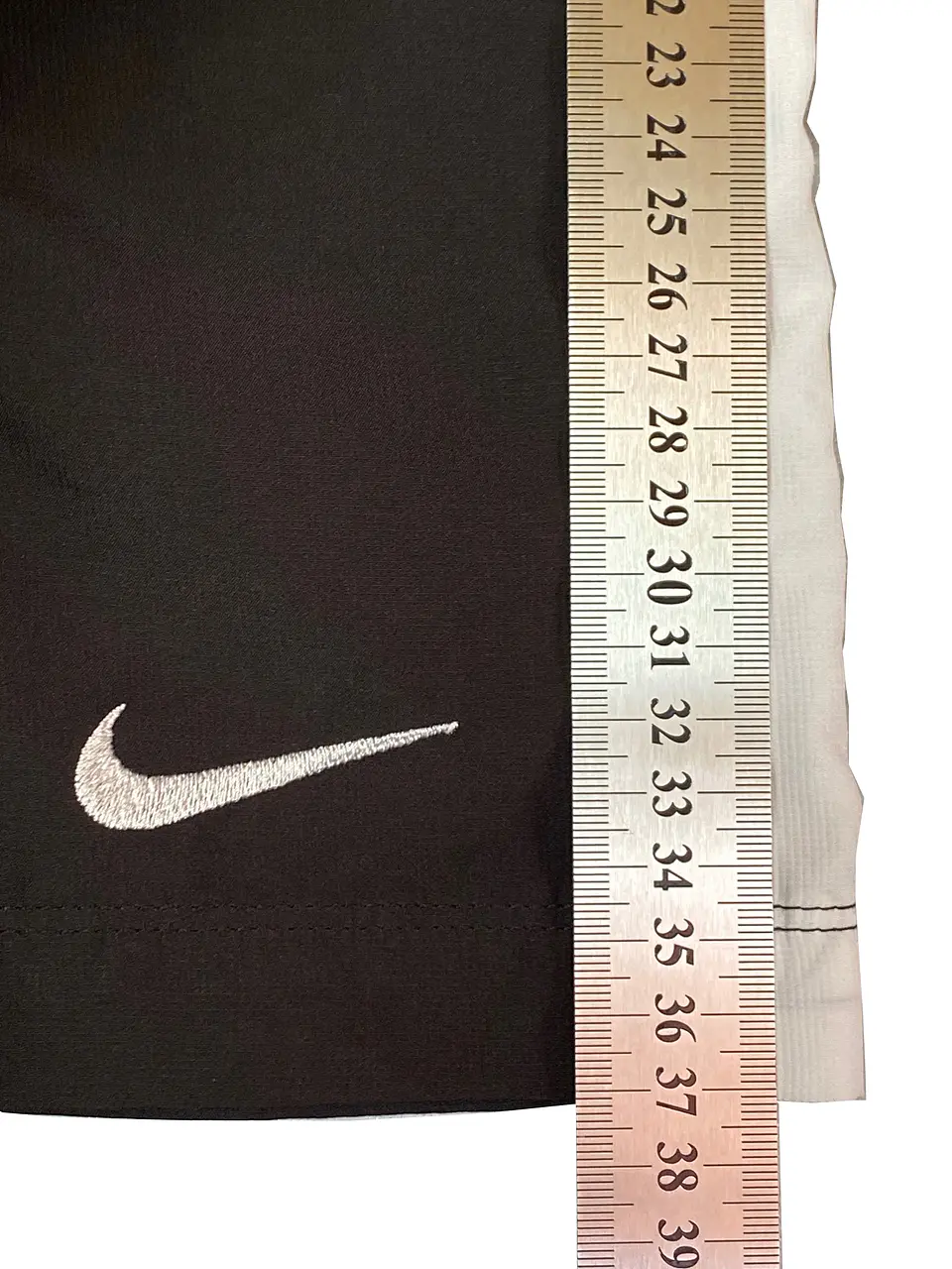 Short Niño NIKE Dri-FIT Talla M 11