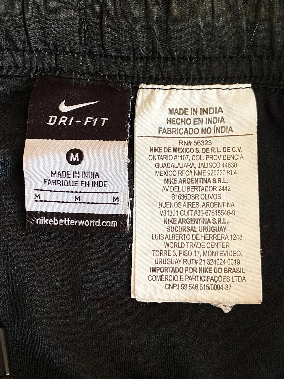 Short Niño NIKE Dri-FIT Talla M 8