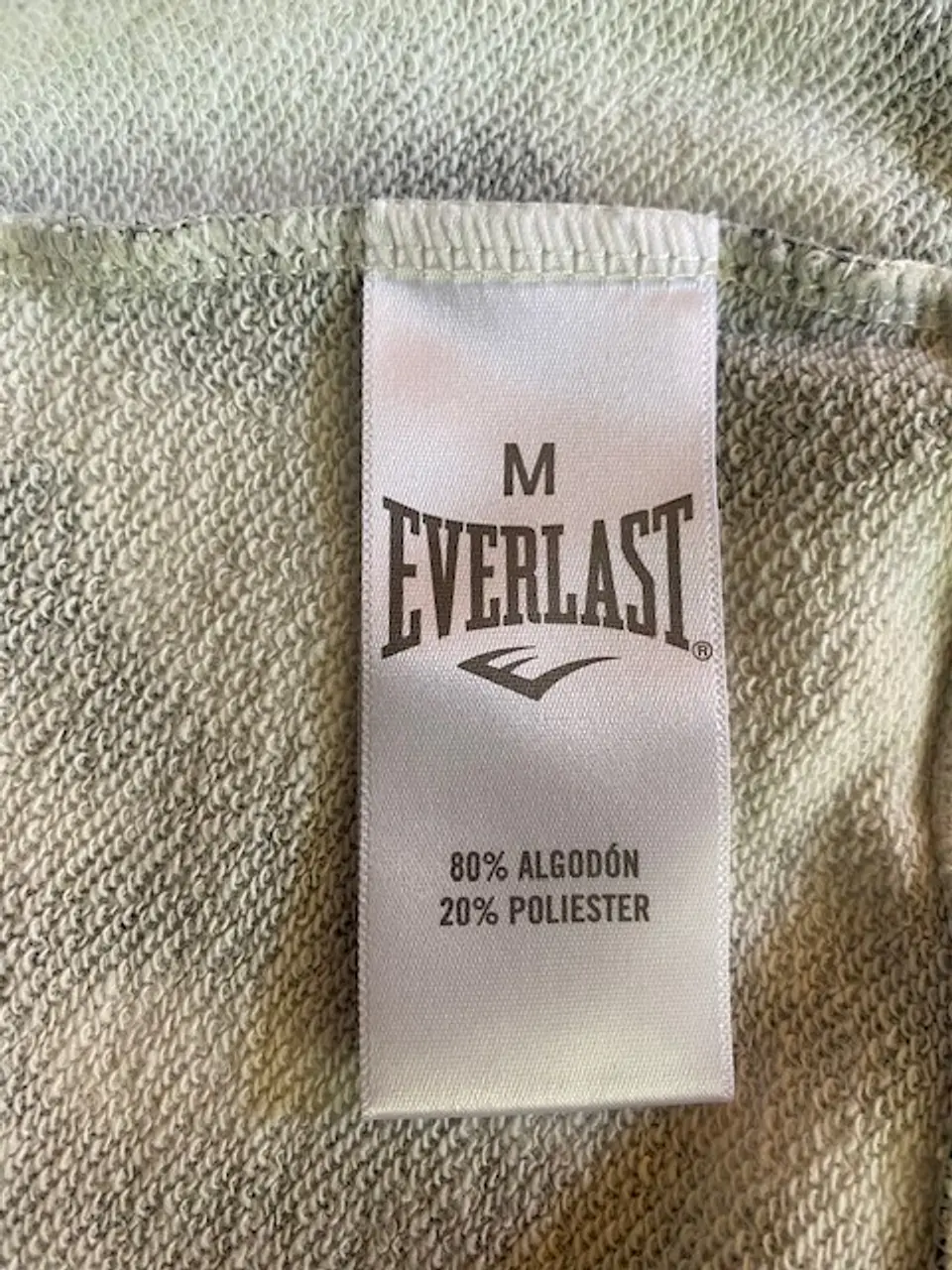 Polerón Everlast Talla M Golden Age Oversize con Capucha - Unisex / Urbano 8