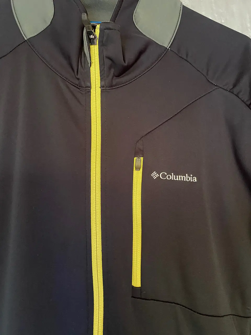 Chaqueta Softshell Columbia Omni-Shield Unisex – Talla M 8