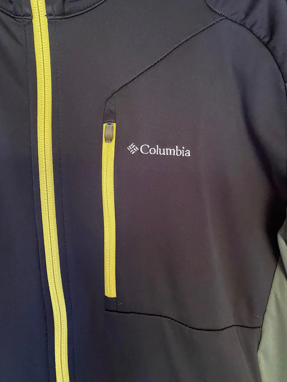 Chaqueta Softshell Columbia Omni-Shield Unisex – Talla M 9