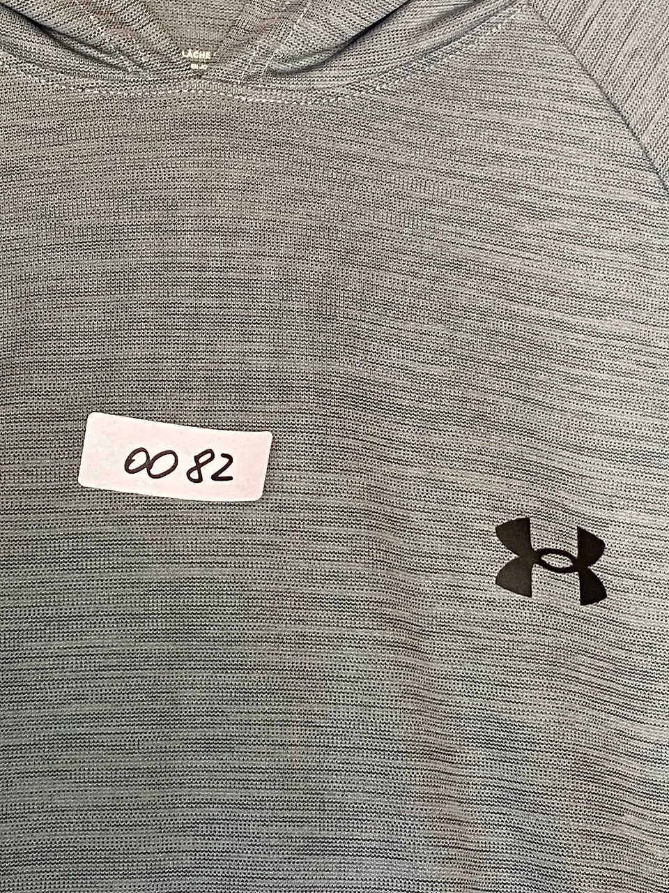 Polerón Deportivo Ligero Under Armour – Talla M / L (Suelto) 15
