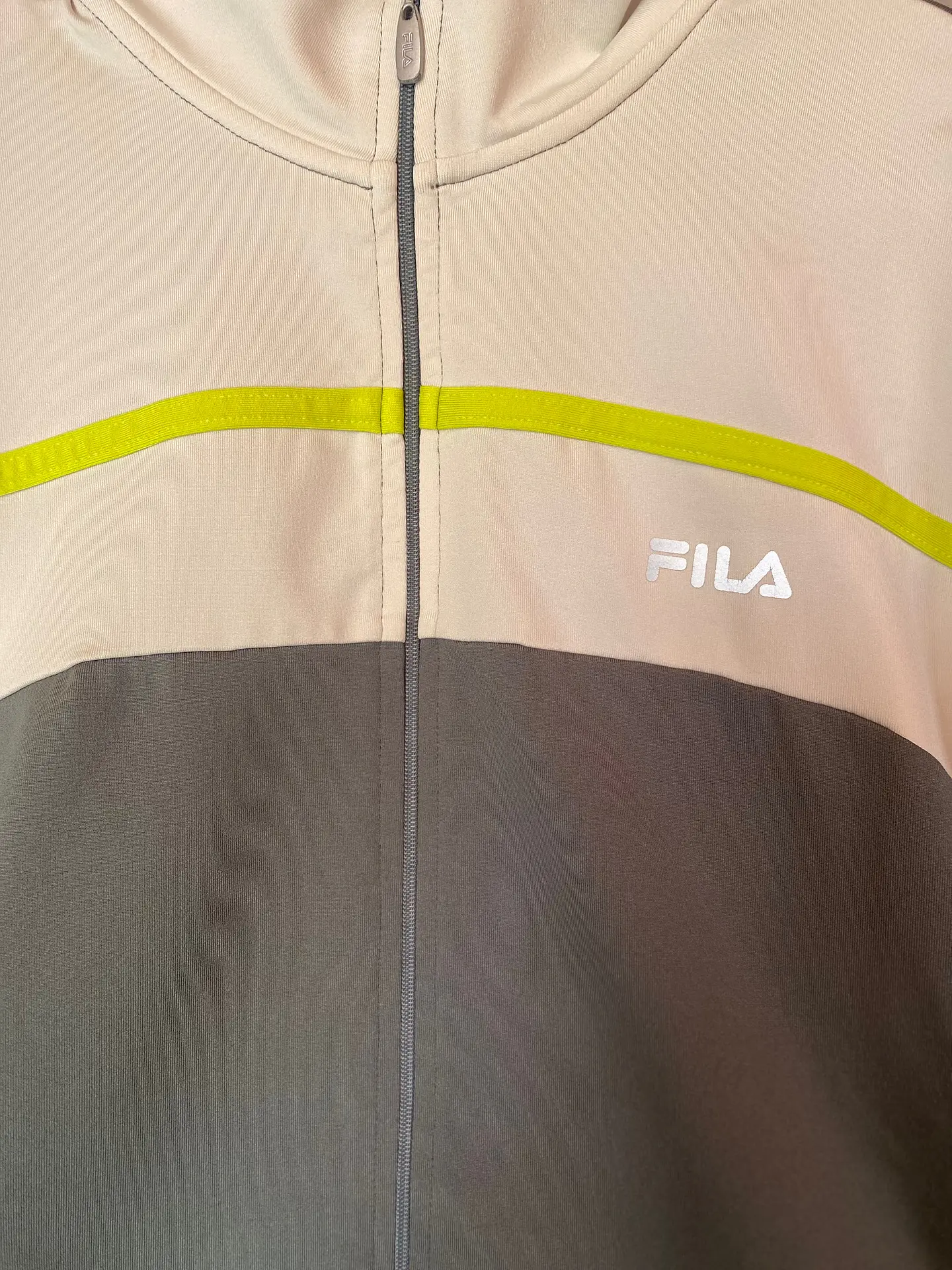 Polerón Deportivo Fila – Talla S 7