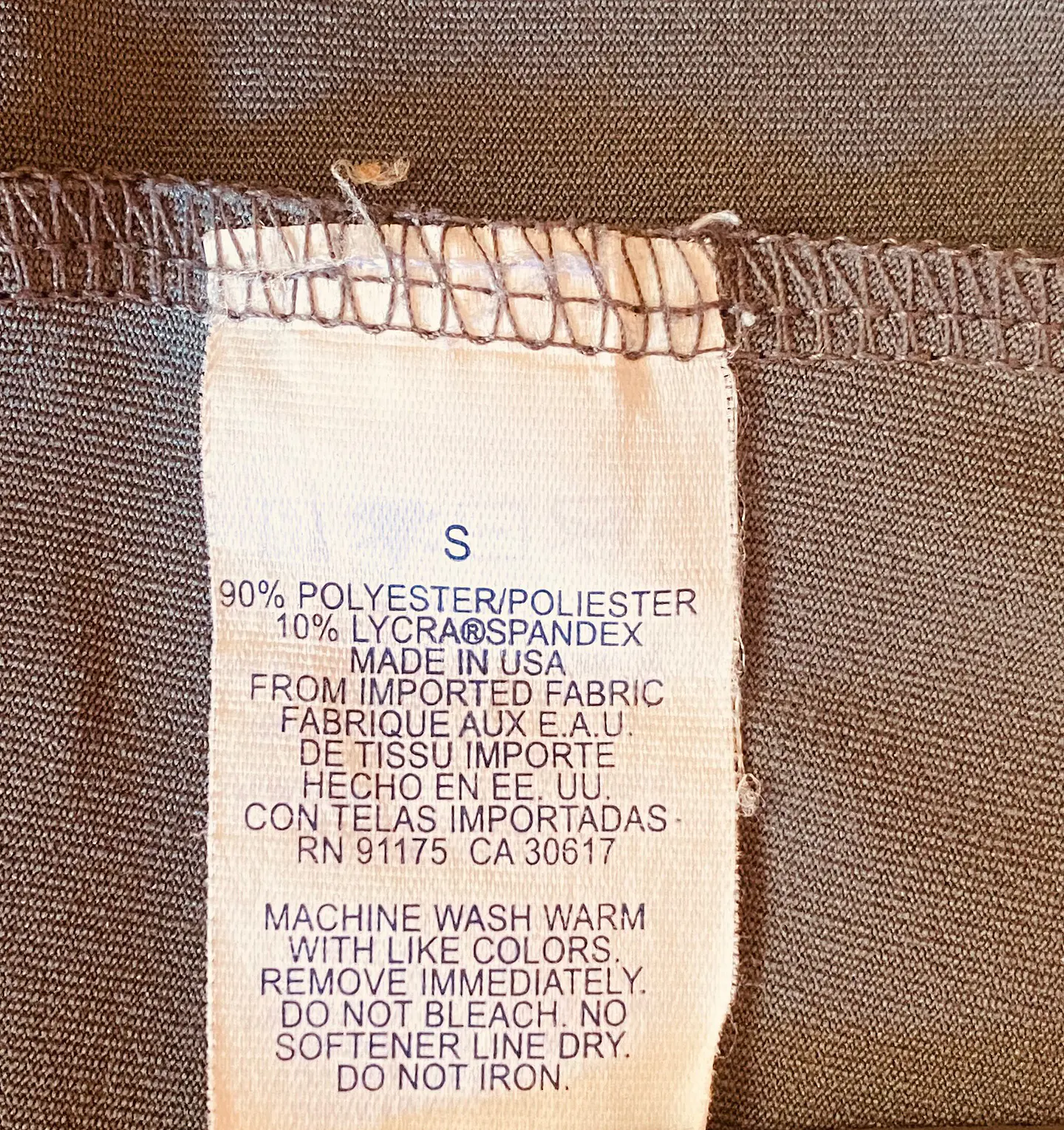 Polerón Deportivo Fila – Talla S 9