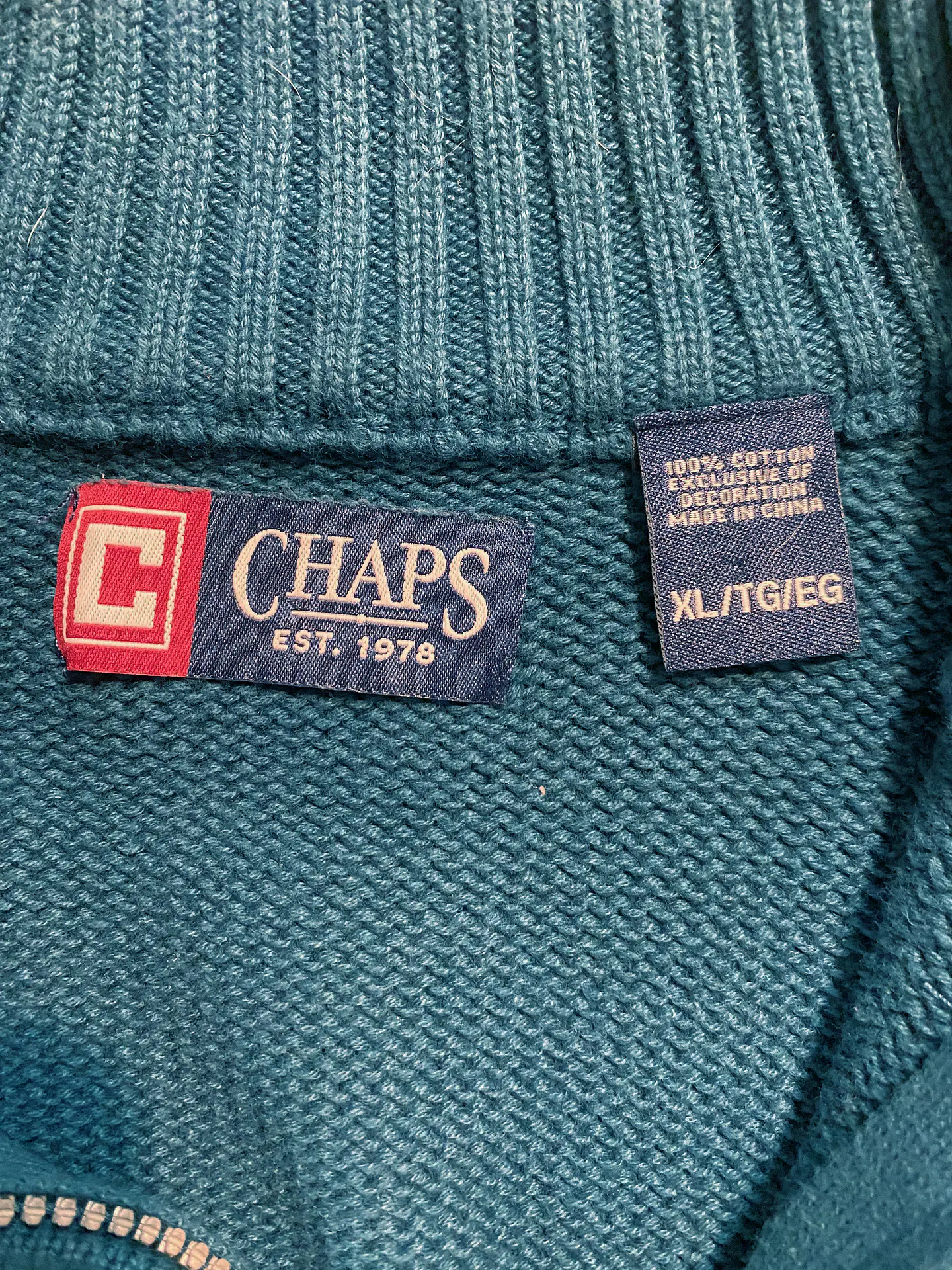 Sweater Clásico Chaps con Medio Cierre – Talla XL 8