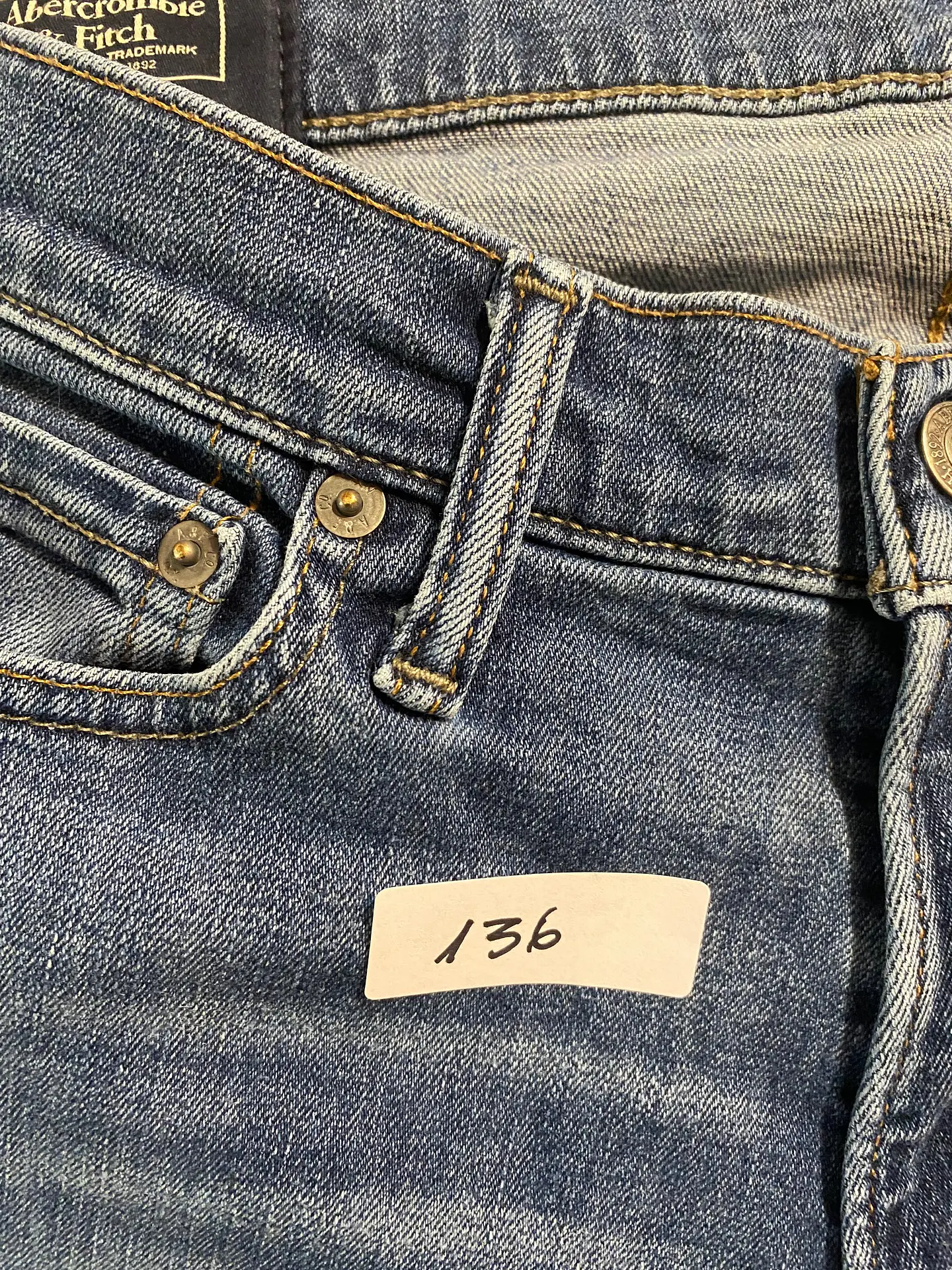 Jeans Abercrombie & Fitch 