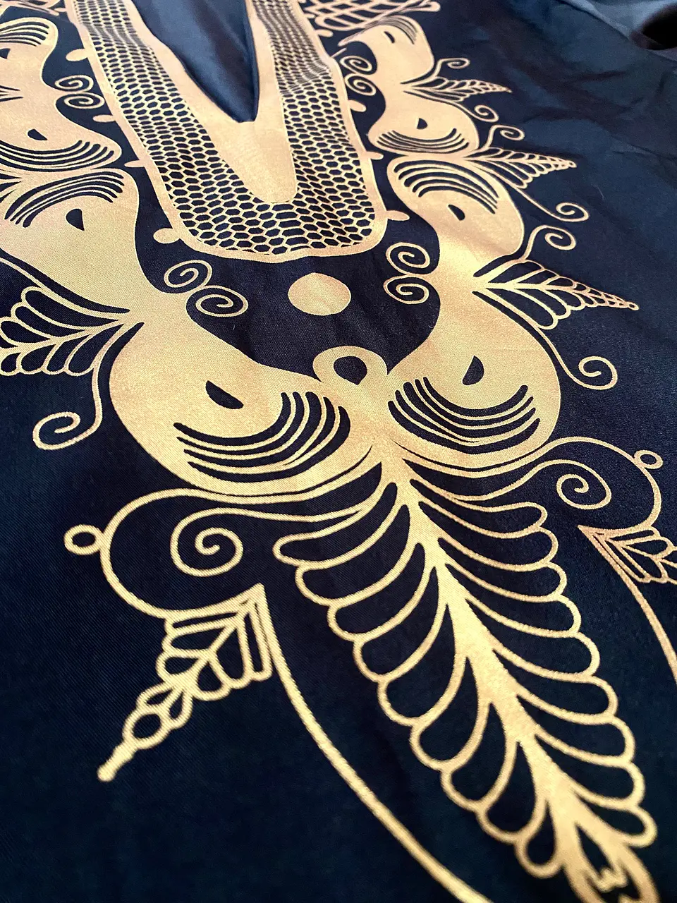 Túnica Blusa Elegante con Diseños Dorados - Talla XL 8