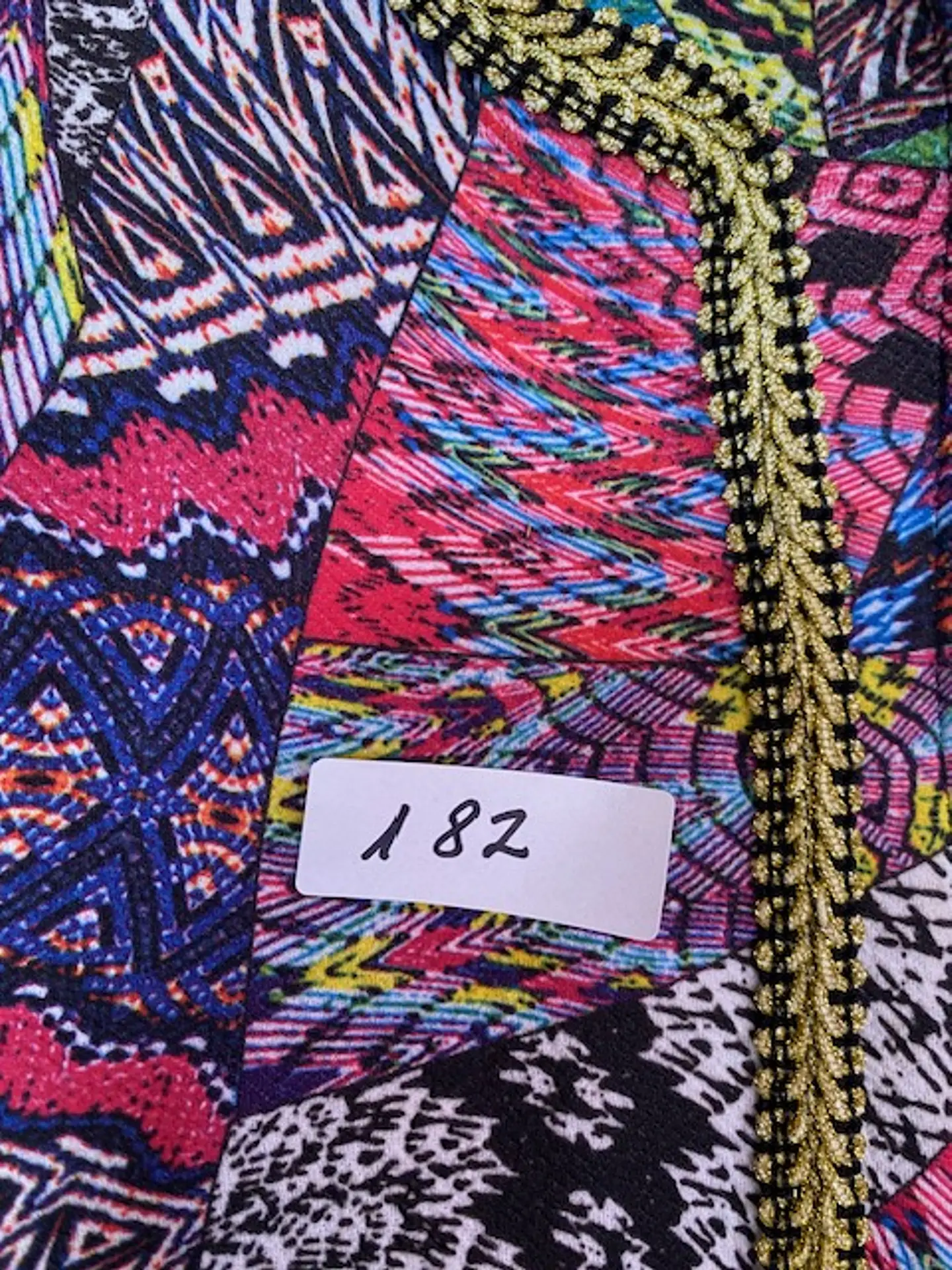 Chaqueta Blazer Étnica Multicolor – Estilo, Contraste y Brillo - Talla S/M 12