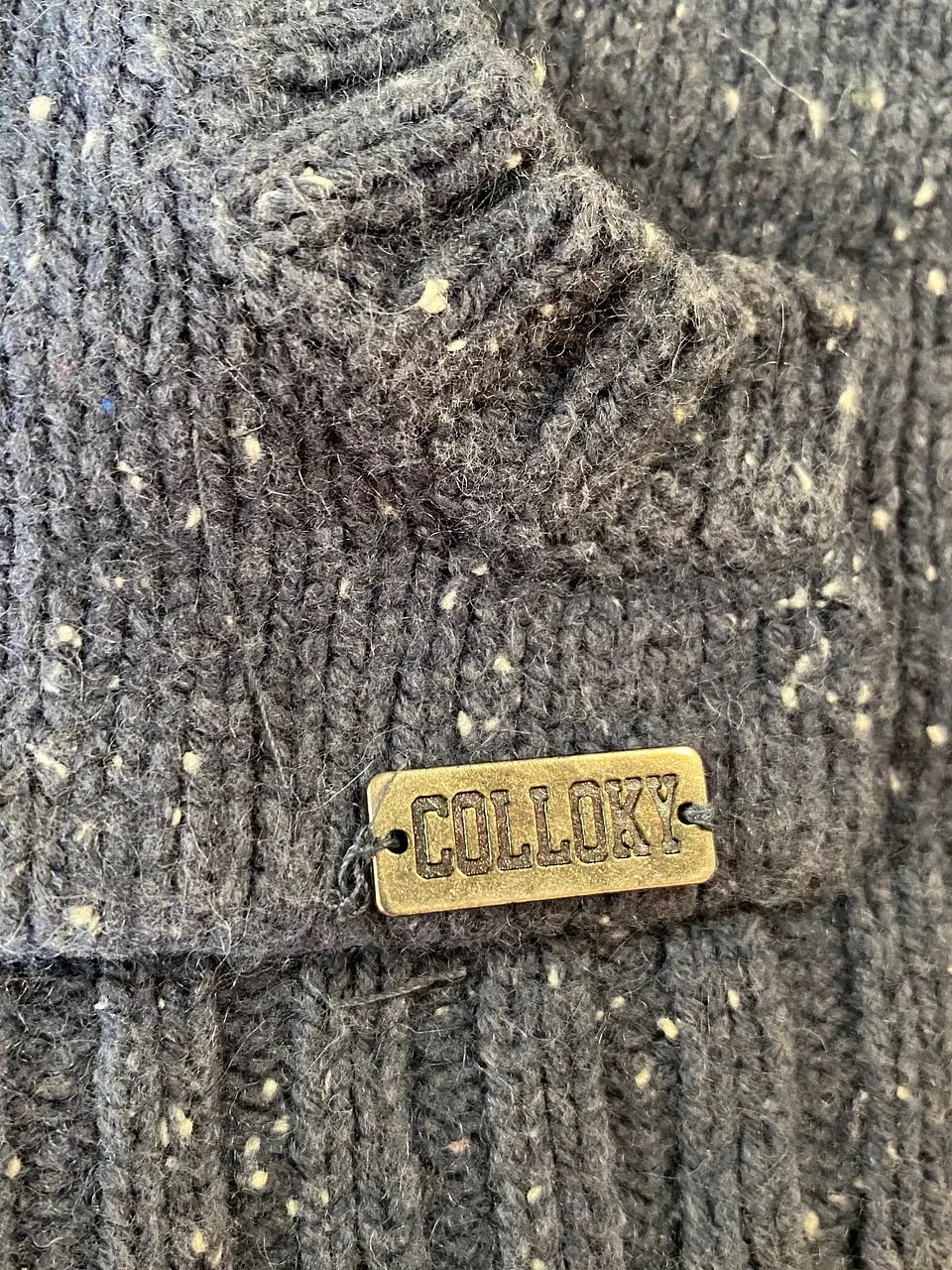 Polerón de Lana Colloky con Cierre y Gorro – Talla 12, pero se ajusta más a 6/8 6