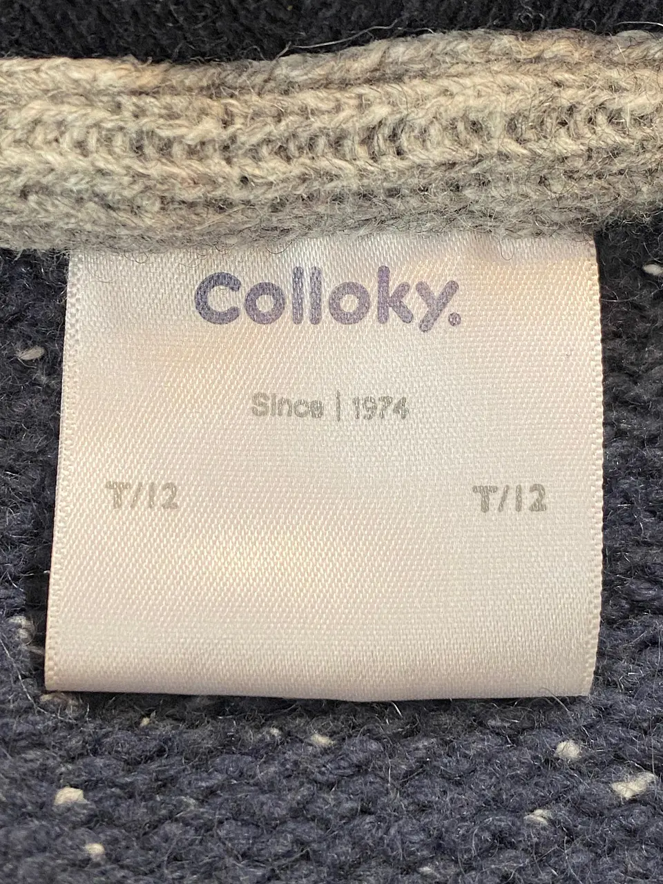 Polerón de Lana Colloky con Cierre y Gorro – Talla 12, pero se ajusta más a 6/8 7