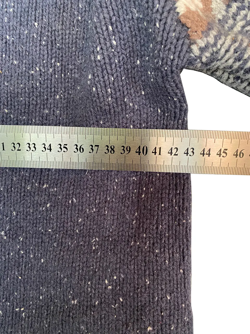 Polerón de Lana Colloky con Cierre y Gorro – Talla 12, pero se ajusta más a 6/8 13