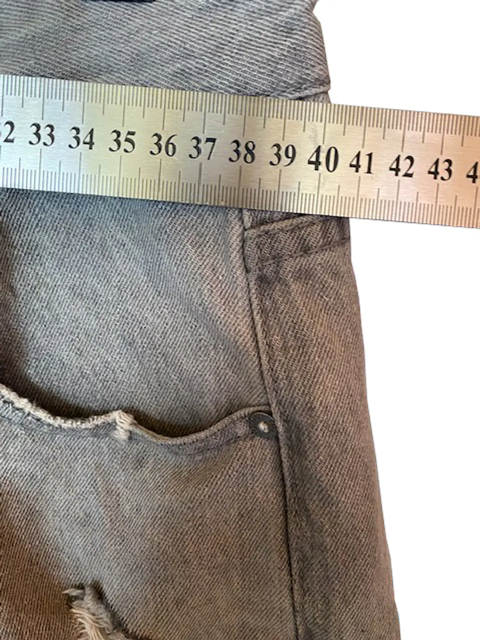 Short Mezclilla Hombre Bearcliff Bermuda Jeans con Destrozos Gris Talla 44 (USA 32) 9