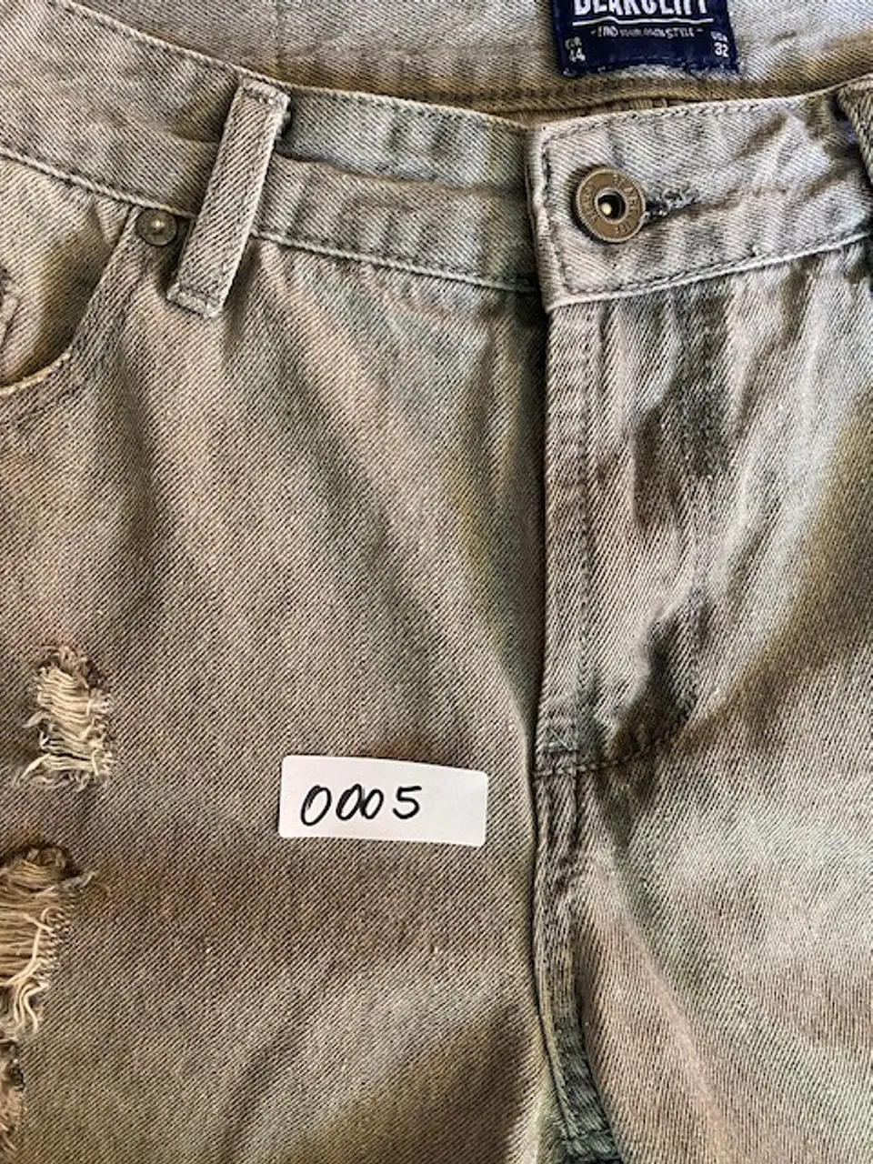 Short Mezclilla Hombre Bearcliff Bermuda Jeans con Destrozos Gris Talla 44 (USA 32) 10