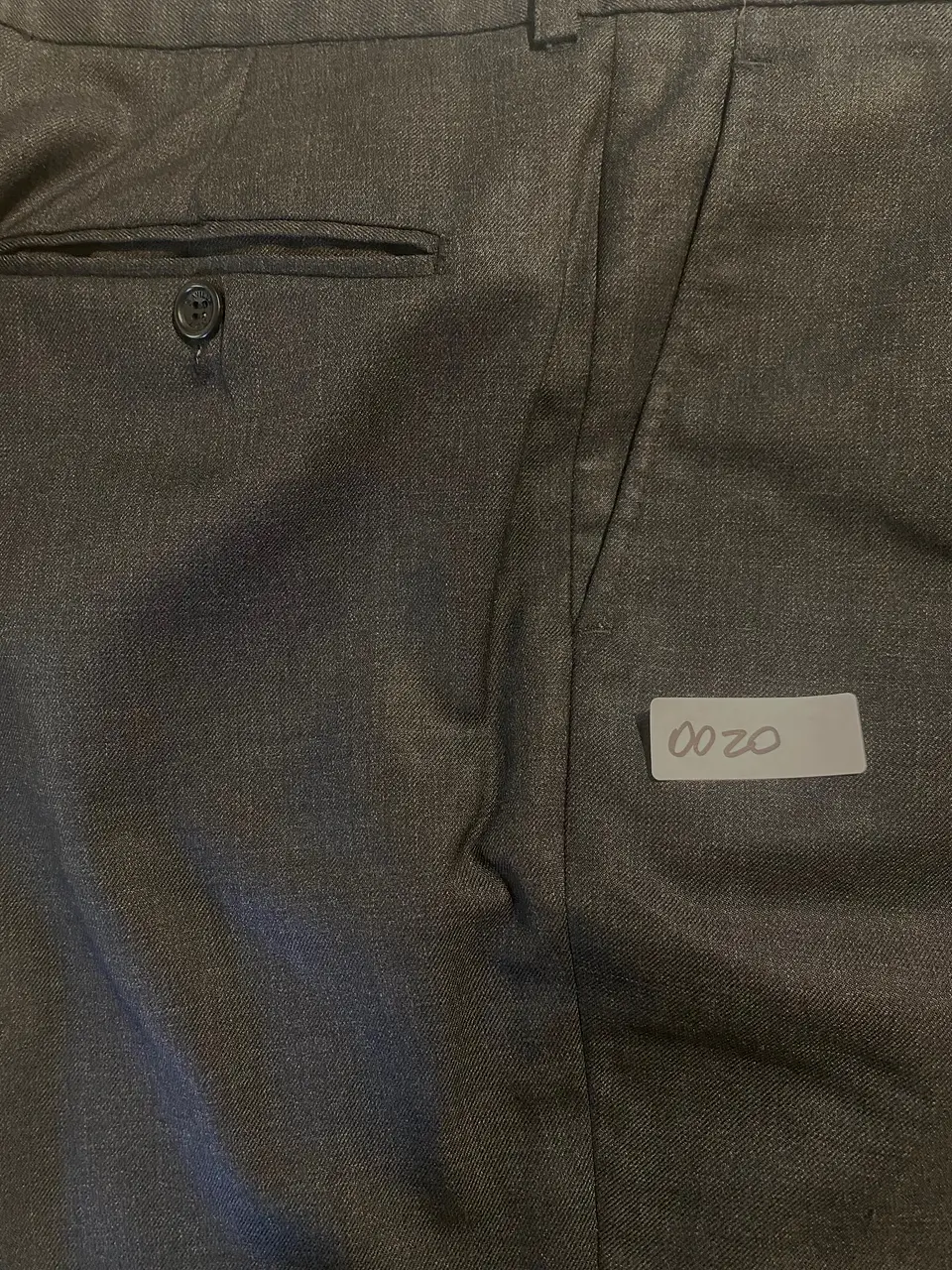Pantalón de Vestir Hombre Gris Oscuro de Calce Clásico con Pliegues Talla XXL 13