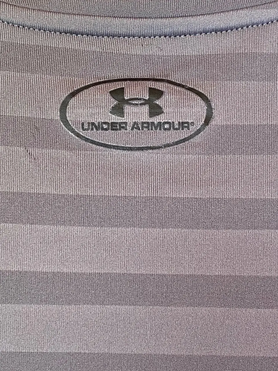 Polera Deportiva Hombre Under Armour HeatGear Talla 2XL 8