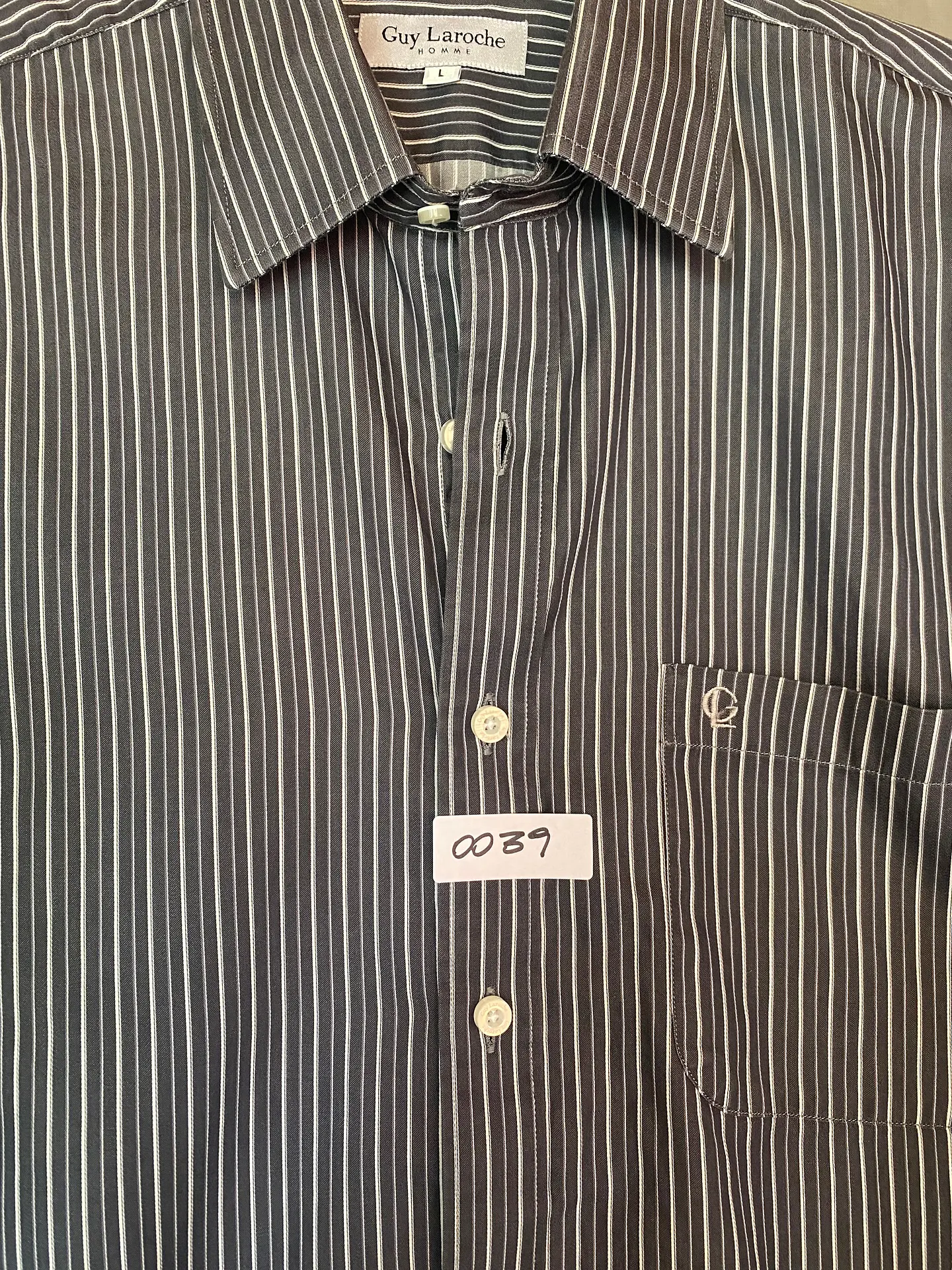 Camisa Hombre Guy Laroche Regular Fit Rayas Negro y Blanco Talla L 15