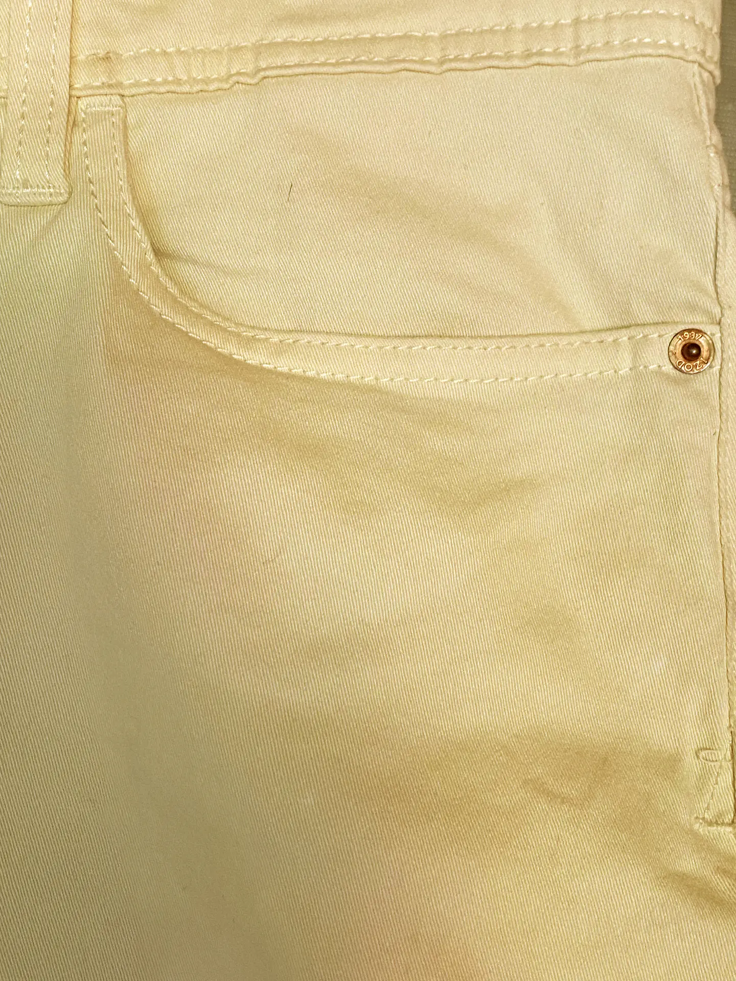Short Bermuda Hombre Izod Amarillo Suave Talla 34 / 44 talla chile 11