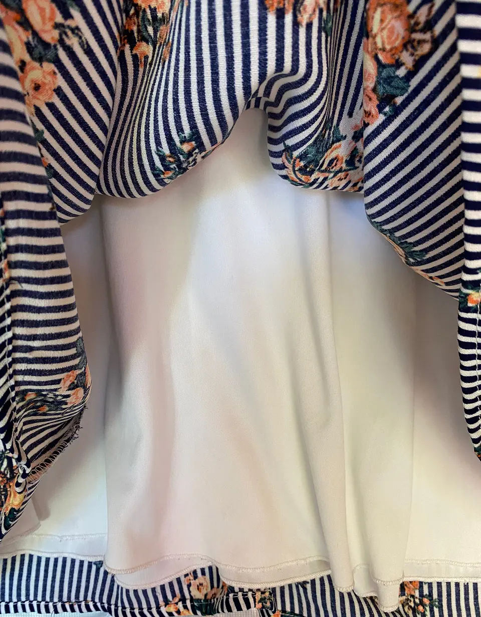 Vestido Corto Juvenil Seguin Hearts Rayas Florales Talla 13 / L 14