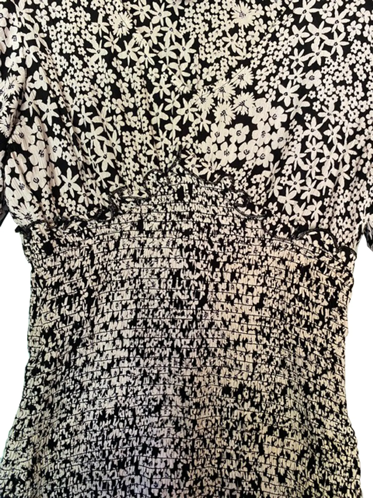 Vestido Corto Casual Floral Blanco y Negro Angie, Talla S 8