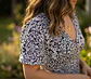Vestido Corto Casual Floral Blanco y Negro Angie, Talla S - Miniatura 4